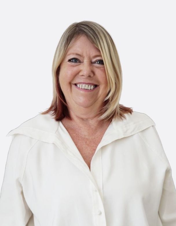 ANGELA WORRALL Team Leader